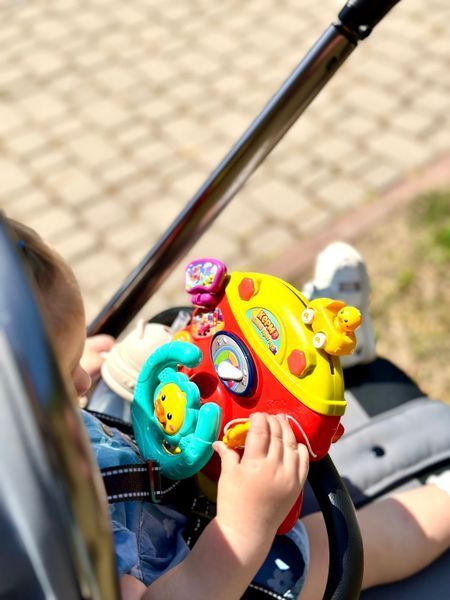 🟡 Кермо &ldquo;Цікаві пригоди&rdquo; &mdash; музика, казки та драйв у кожному оберті! 🎵📚🚗 61847 .. фото